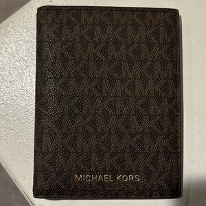 NWOT Michael Kors Wallet & Passport Book